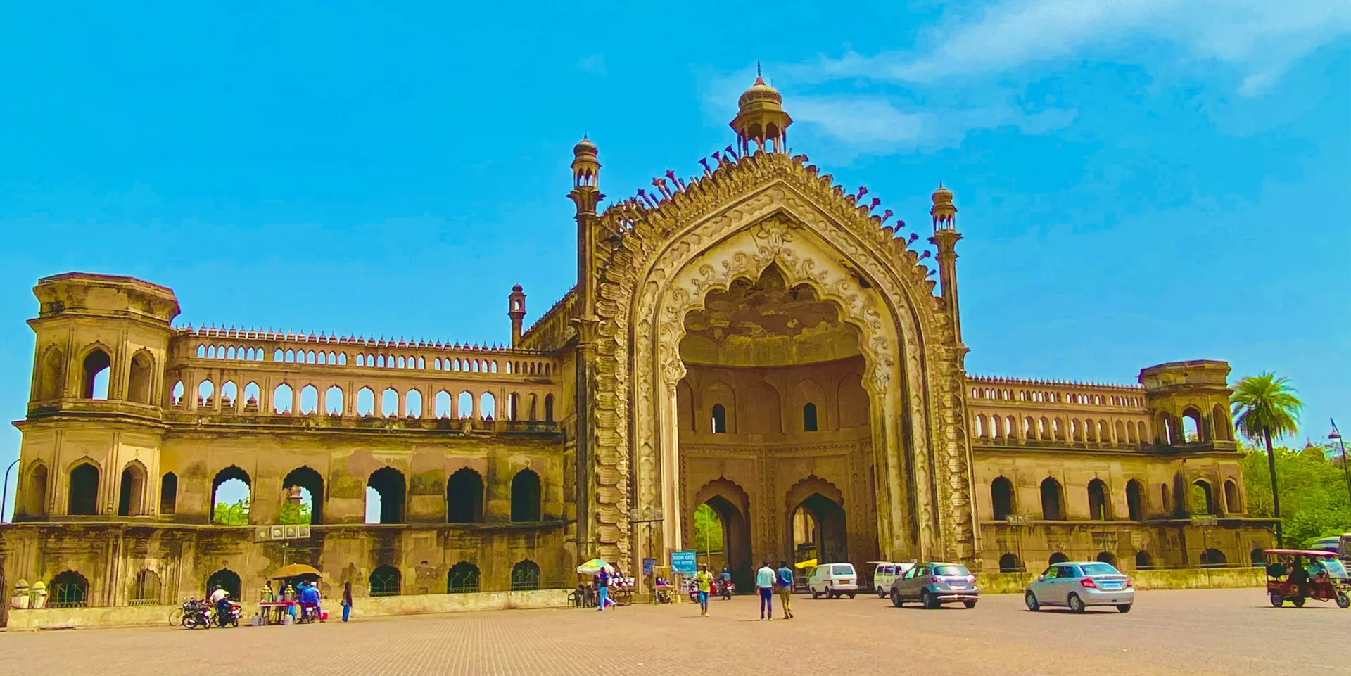 Top 10 Historical Places in Lucknow You Must Visit